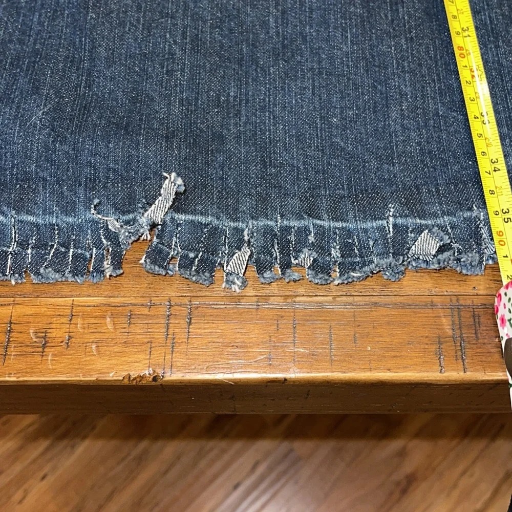 Modest long blue jean a-line skirt Cheetah‎ girl size 16 1/2 embroidered flowers